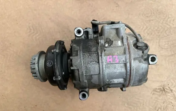 Volkswagen Transporter - Caravelle T5 Air conditioning (A/C) compressor (pump) 7H0820805E
