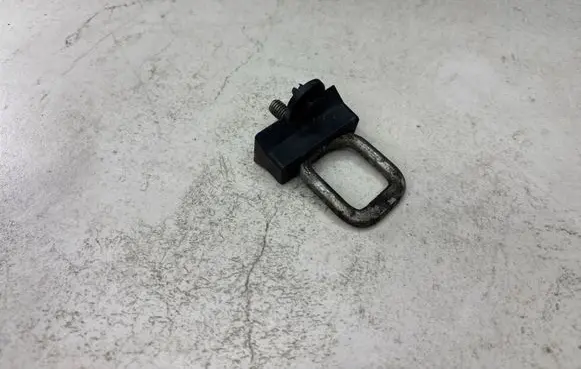 BMW 5 E60 E61 Engine bonnet/hood lock/latch loop/hook 7002012