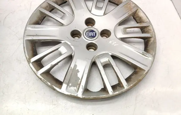 Fiat Doblo R15 wheel hub/cap/trim 051755980E