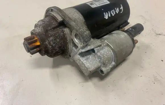Skoda Fabia Mk2 (5J) Starter motor 7900002610678 STX200014