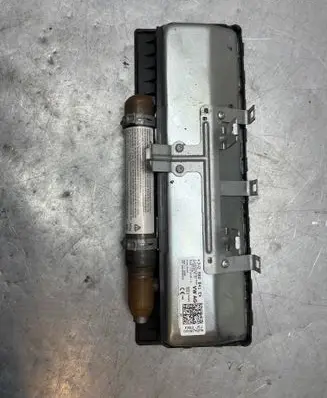 Skoda Superb B8 (3V) Knee airbag 3V2880841E 43124644 3032