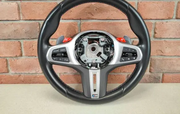 BMW M5 F90 Steering wheel 8094391