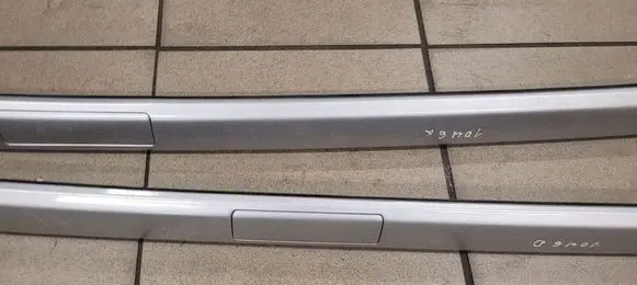Toyota Avensis T270 Roof bar rail
