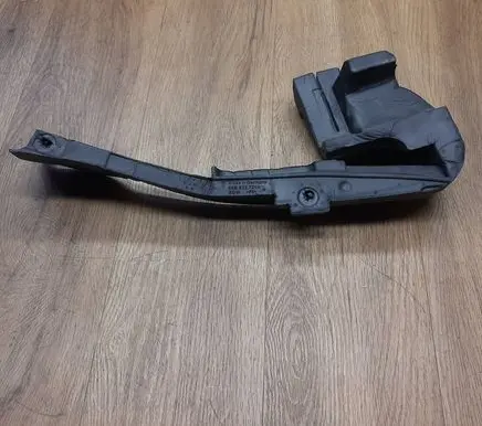 Porsche Macan (95B) Other engine bay part 95B823731A