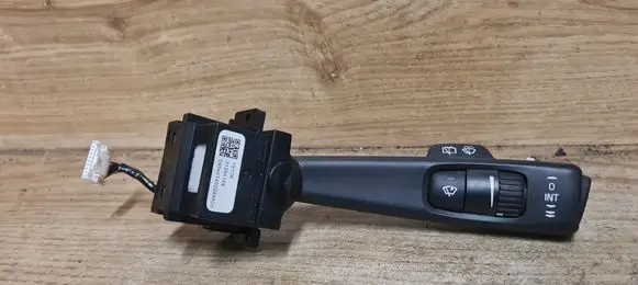 Volvo V70 Wiper control stalk 31264169