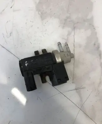 Audi A4 S4 B7 8E 8H Turbo solenoid valve 8E0906627C 72290313 02T256