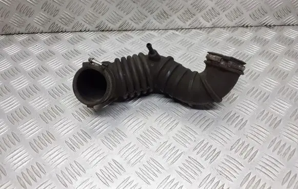 Mitsubishi Colt Air intake hose/pipe MN135109