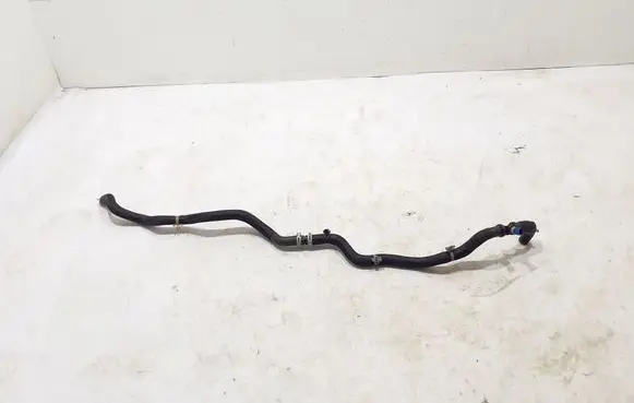 Engine coolant pipe/hose