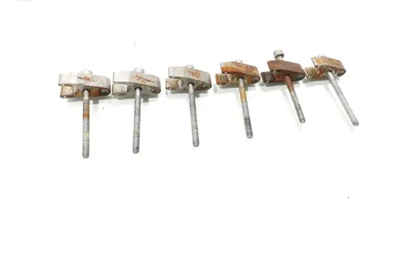 Fuel Injector clamp holder