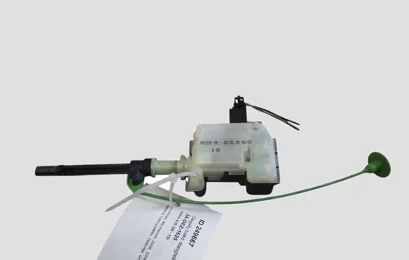Volvo V70 Fuel tank cap lock 86113136