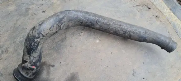 Volvo XC70 Intercooler hose/pipe 30647918