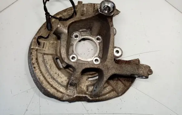 BMW 5 F10 F11 Rear wheel hub 6793770 33326793770