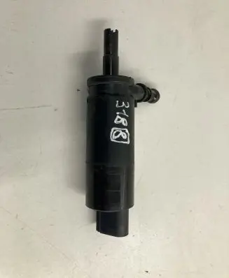 BMW 3 E90 E91 Headlight washer pump 6712697309702