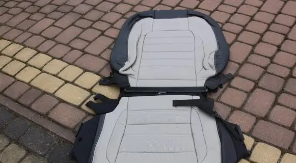Toyota Avensis T270 Seat trim PW2200570374