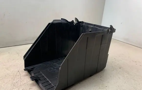 Battery box tray