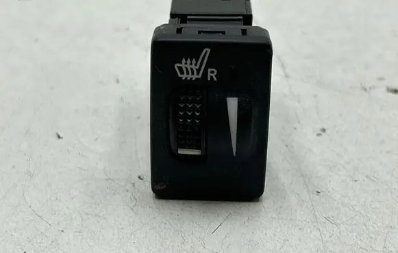 Toyota Avensis T270 Seat heating switch 453485