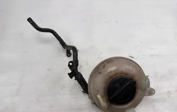 Audi RS3 Coolant expansion tank/reservoir 8V0121407