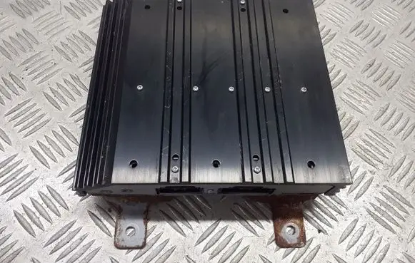 Mitsubishi Outlander Sound amplifier 8701A350