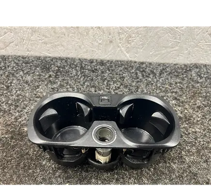 BMW 3 G20 G21 Cup holder 6809803