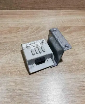 BMW Z3 E36 Alarm control unit/module 8380746 55892110