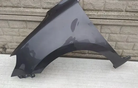Suzuki Swift III Front wheel arch liner splash guards