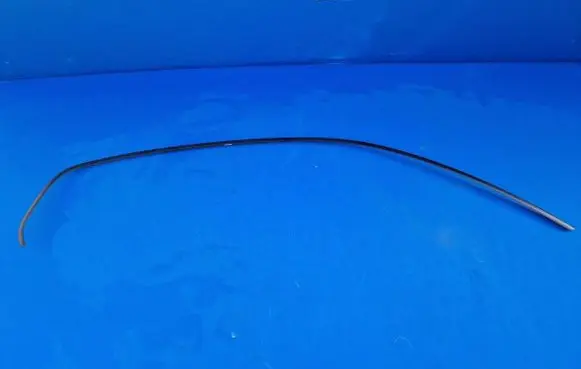 Alfa Romeo Brera Front door glass trim molding 