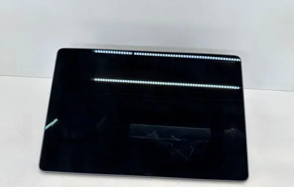 Tesla Model 3 Screen/display/small screen