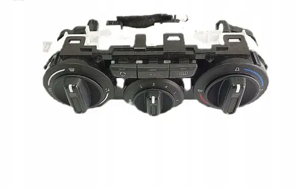 Citroen C3 Climate control unit E1063071