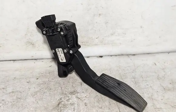 Opel Signum Accelerator throttle pedal 9186724