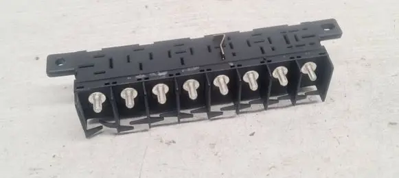 Audi A4 S4 B5 8D Fuse module 4A0941822 896046