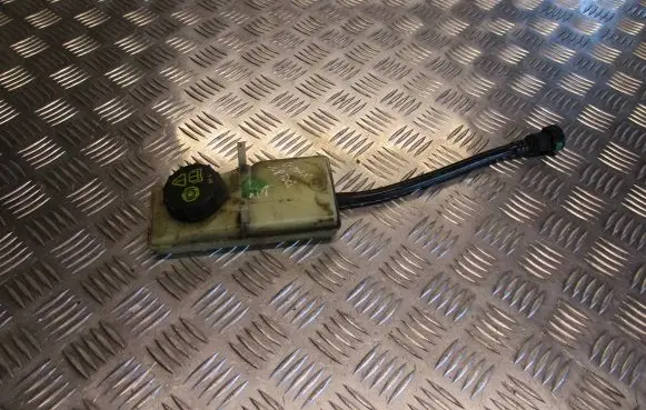 Ford C-MAX I Power steering fluid tank/reservoir