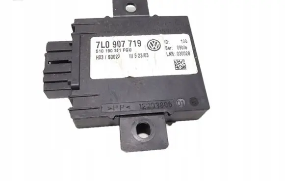 Porsche Cayenne (9PA) Alarm control unit/module 7L0907719