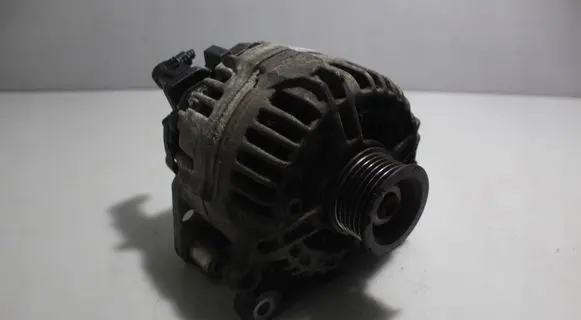 Volkswagen Jetta V Generator/alternator 0124325128