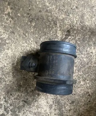 Volvo S80 Mass air flow meter 8670112 0280218108
