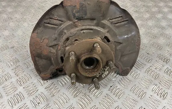 Subaru Outback Front wheel hub