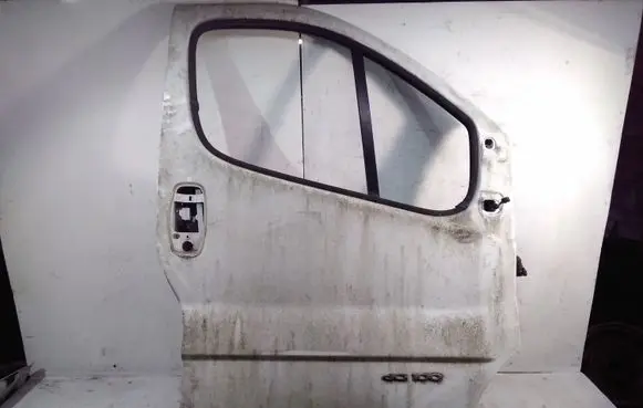 Nissan Primastar Front door
