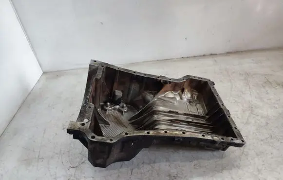 Mercedes-Benz C W204 Oil sump A2710141602