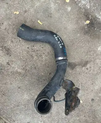 Toyota RAV 4 (XA30) Intercooler hose/pipe