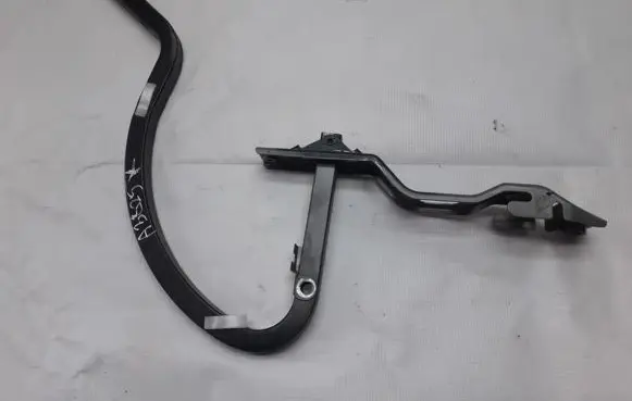 Lexus IS 220D-250-350 Tailgate/trunk/boot hinge