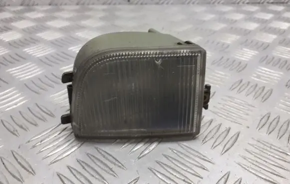 Volkswagen PASSAT B4 Front indicator light 3A0953155