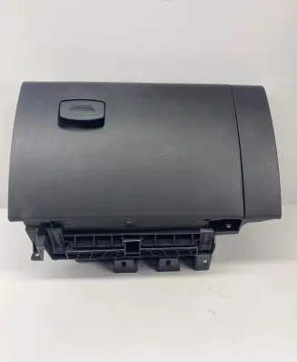 Renault Kadjar Glove box frame 685002635R 00175316