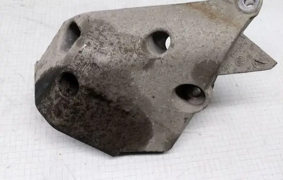 Seat Ibiza III (6L) Engine mounting bracket 045199207 045199207H