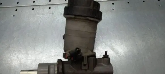 Volvo S40, V40 Master brake cylinder