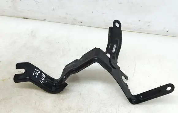Suzuki Vitara (LY) ABS pump bracket 
