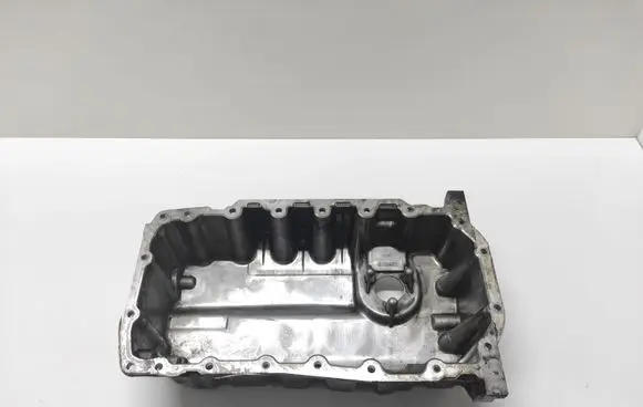 Volkswagen PASSAT B6 Oil sump 03G103603