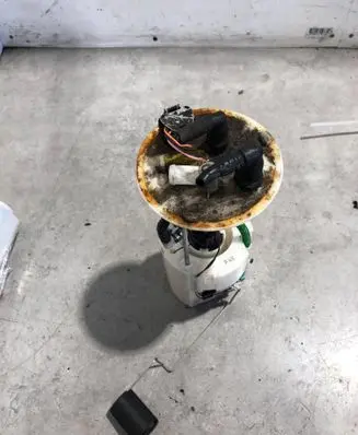 Hyundai i40 In-tank fuel pump 311102Y000