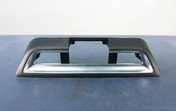 Other sill/pillar trim element
