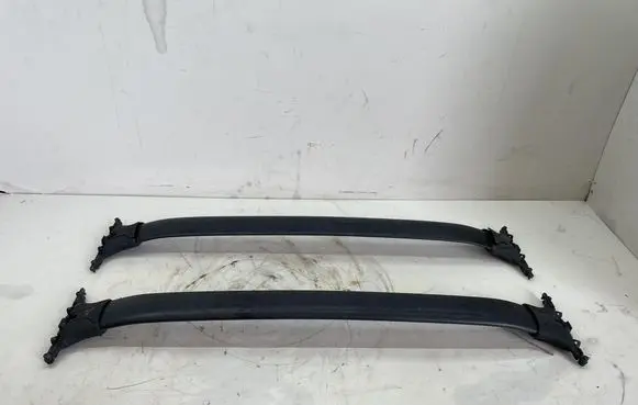 Hyundai Santa Fe Roof transverse bars on the 