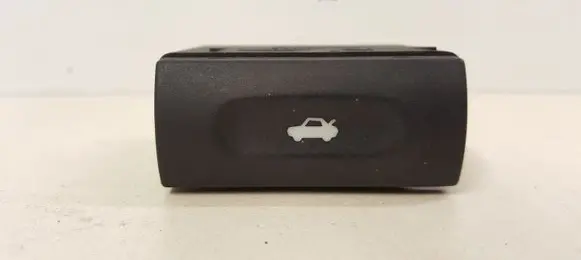 Jaguar XJ X300 Tailgate opening switch 10400961190