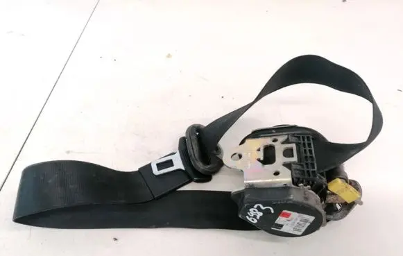 Audi A6 S6 C5 4B Rear seatbelt 560585901